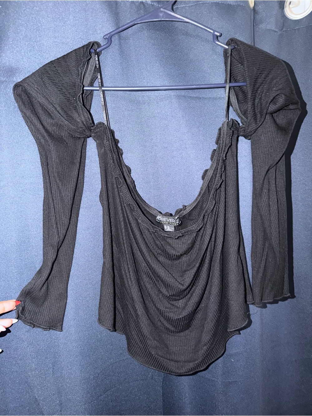 Forever 21 Black Ribbed Cropped Long-Sleeve Scoop-Neck Top